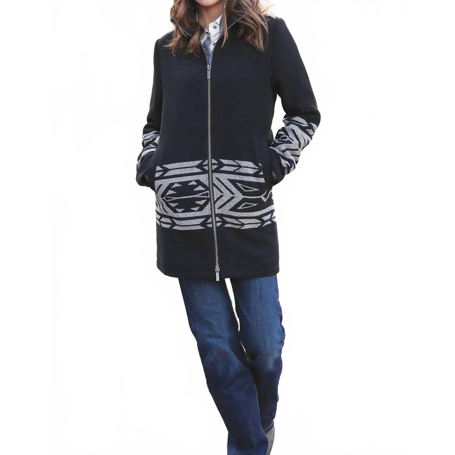 New Cinch Women's Soft Long Length Jacket In Black